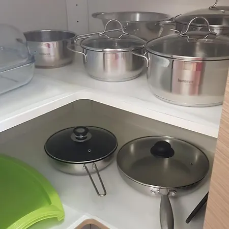 公寓 Verdi With Free Private Parking Space