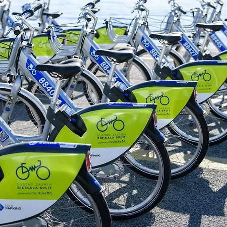 Apartament Verdi With Free Private Parking Space *