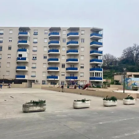 Verdi With Free Private Parking Space *