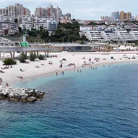 Verdi With Free Private Parking Space Appartement