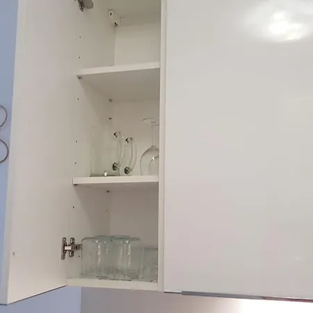 Verdi With Free Private Parking Space Apartament *