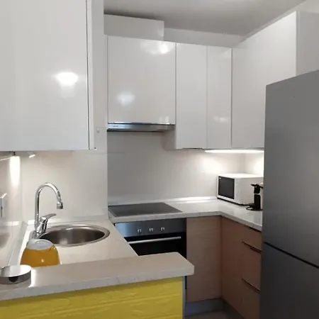 Apartament Verdi With Free Private Parking Space Split