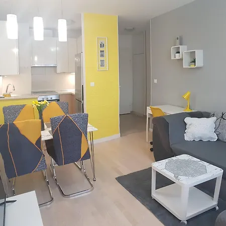 Verdi With Free Private Parking Space * Split