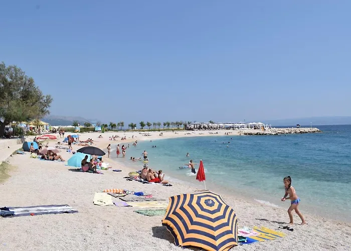 Verdi With Free Private Garage Appartement