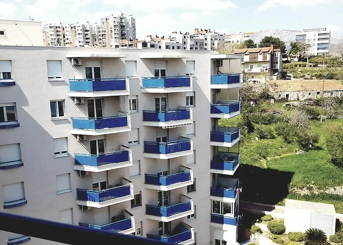 Verdi With Free Private Garage *