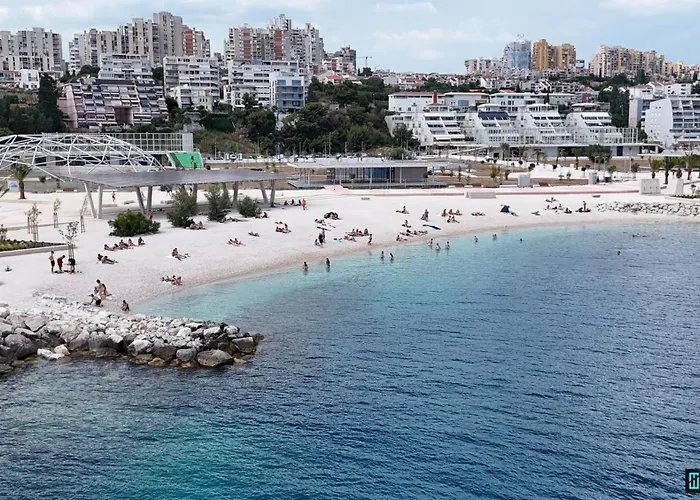 Verdi With Free Private Garage Appartement